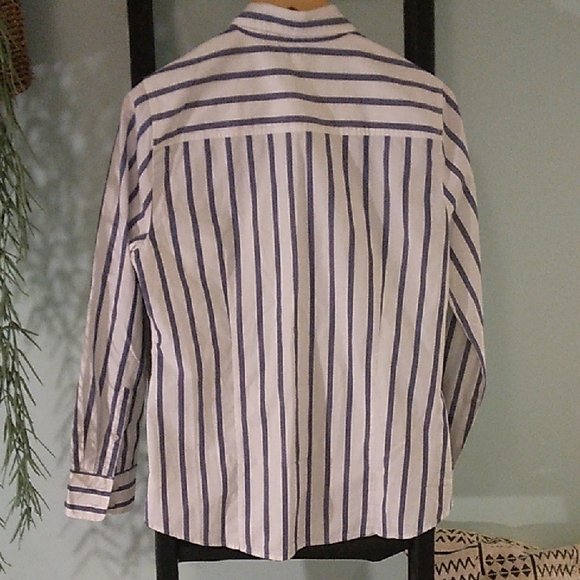 Women's J. Crew Dress Button Down Shirt - Picture 3 of 9